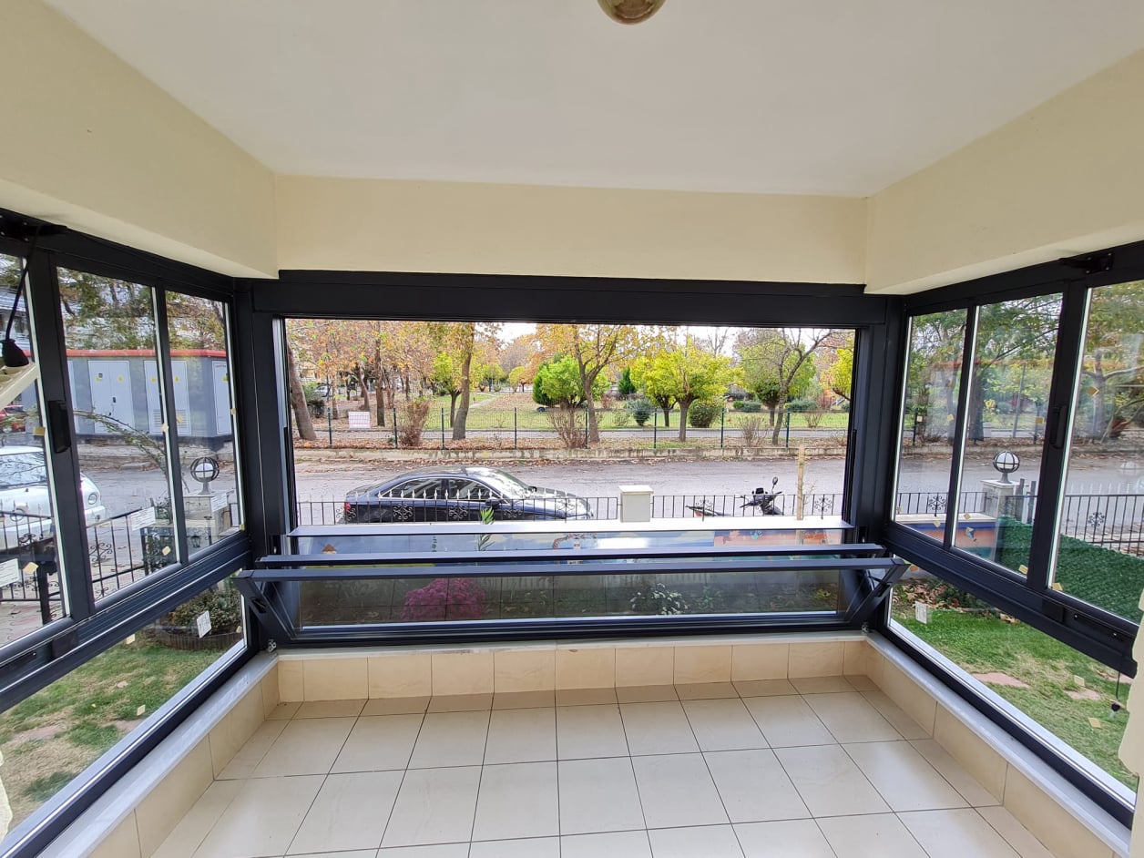 Berkpen tüm Trakya'da Modüler / Değiştirilebilir Panelli Sistemler (Silinebilir / Temizlenebilir Versiyonlar) giyotin cam 