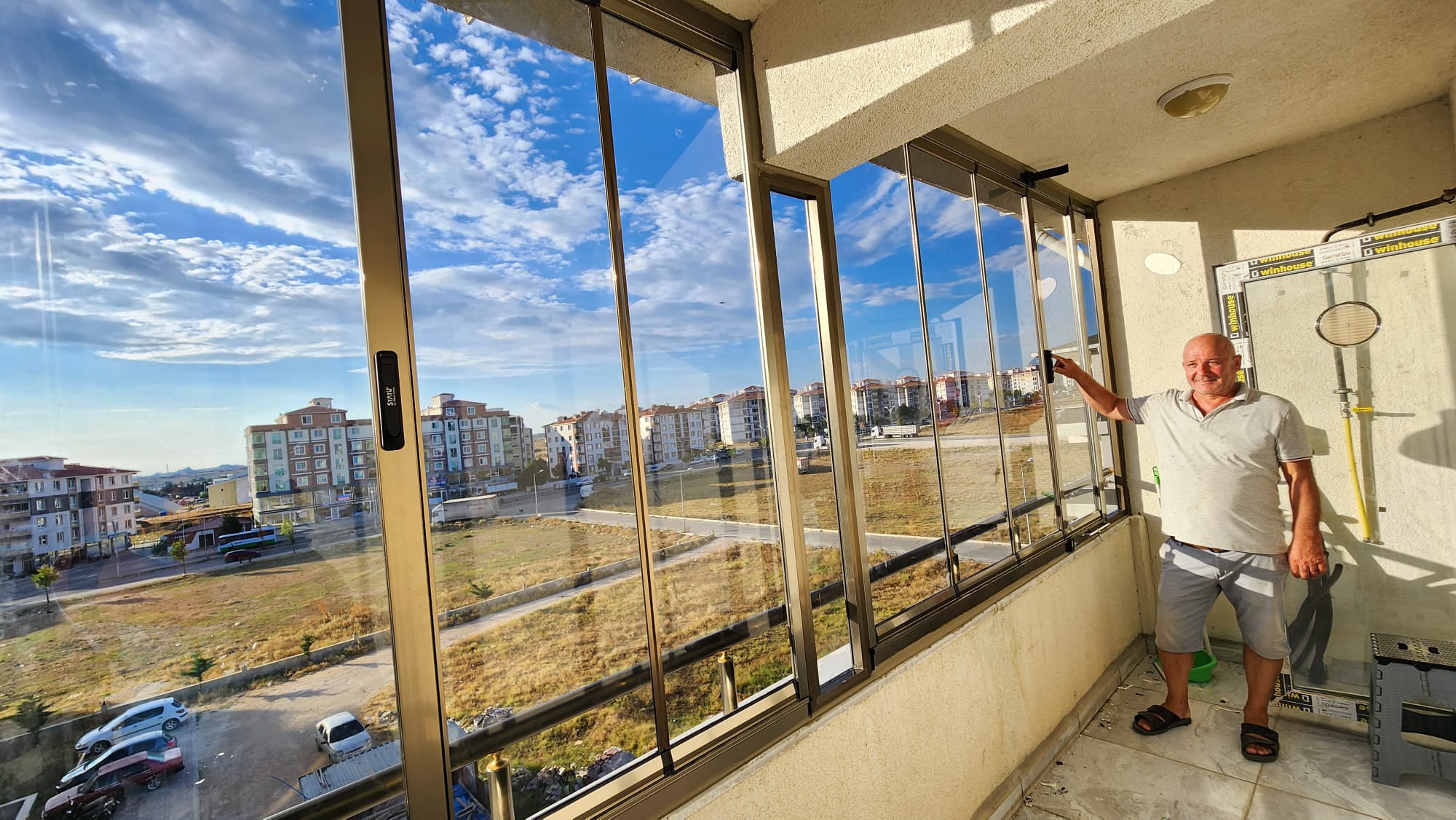 Balkan katlanır cam balkon